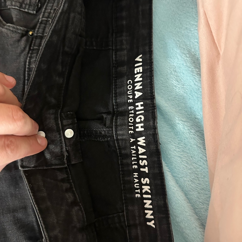 Vienna High Waist Skinny Jeans shorts- Black